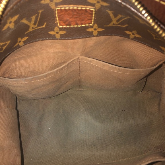 Louis Vuitton Monogram Sully PM - Picture 11 of 16